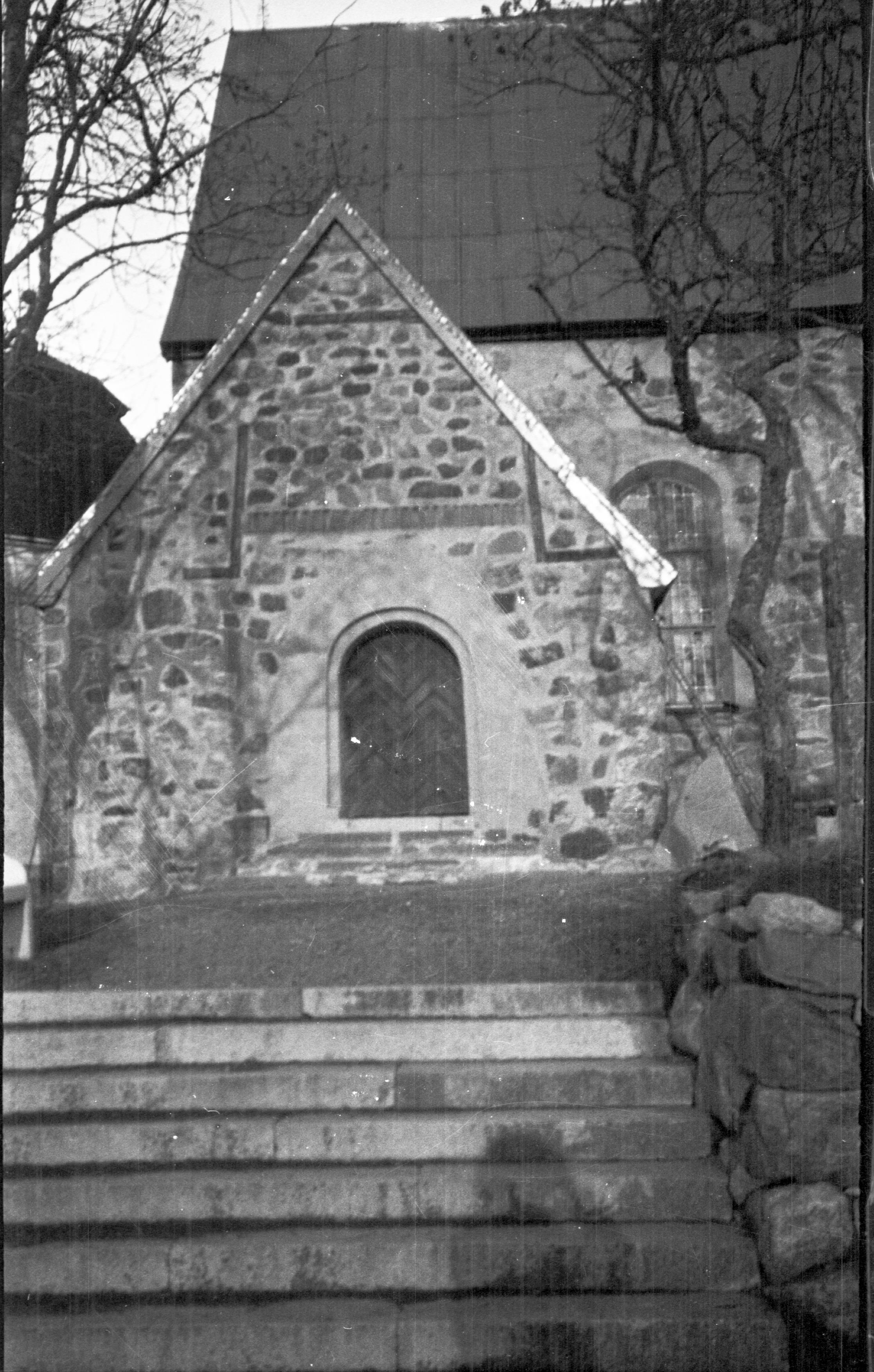 Erik Fant, Roslags-Bro kyrka