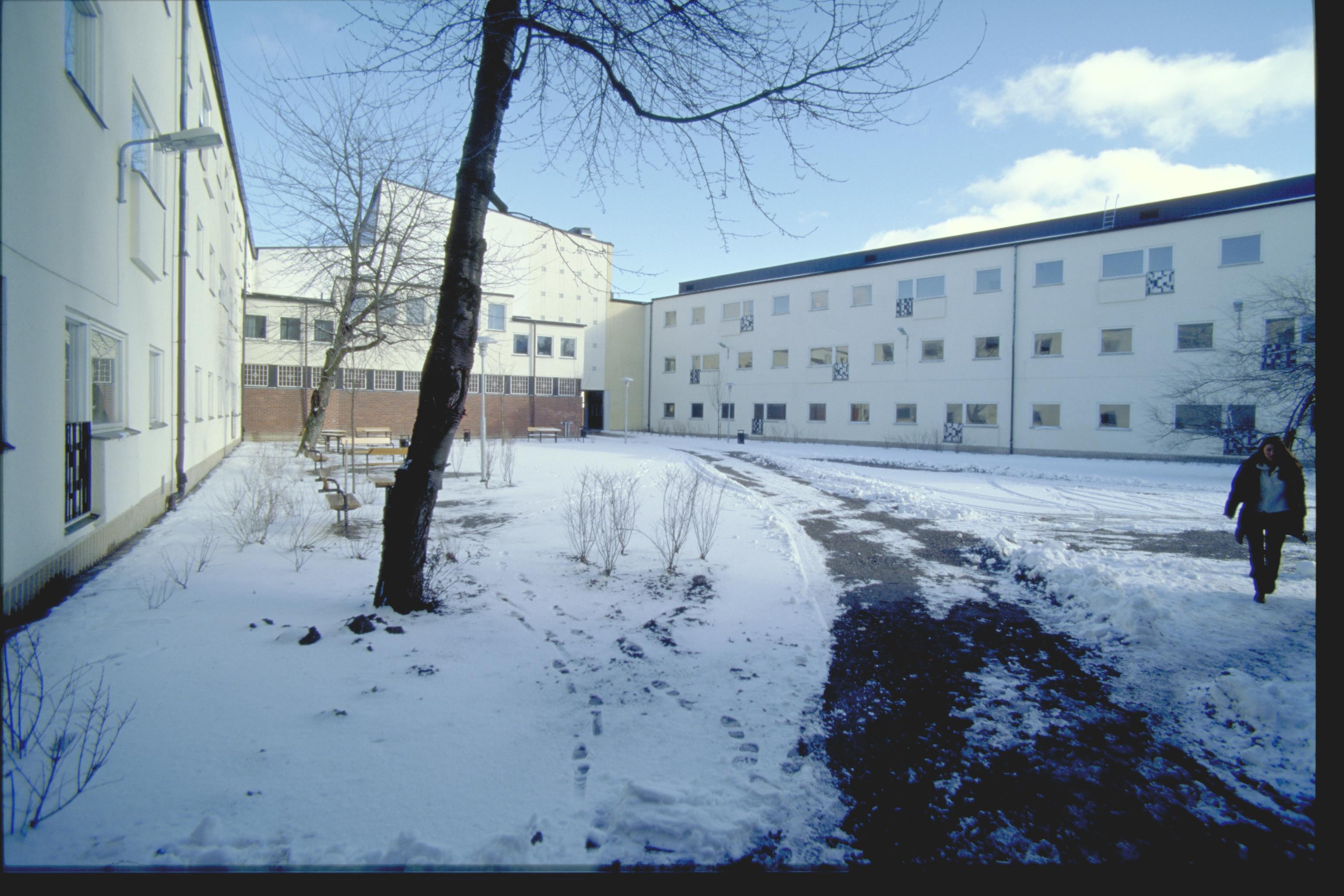 Bengt A Lundberg, Kärrtorps gymnasium