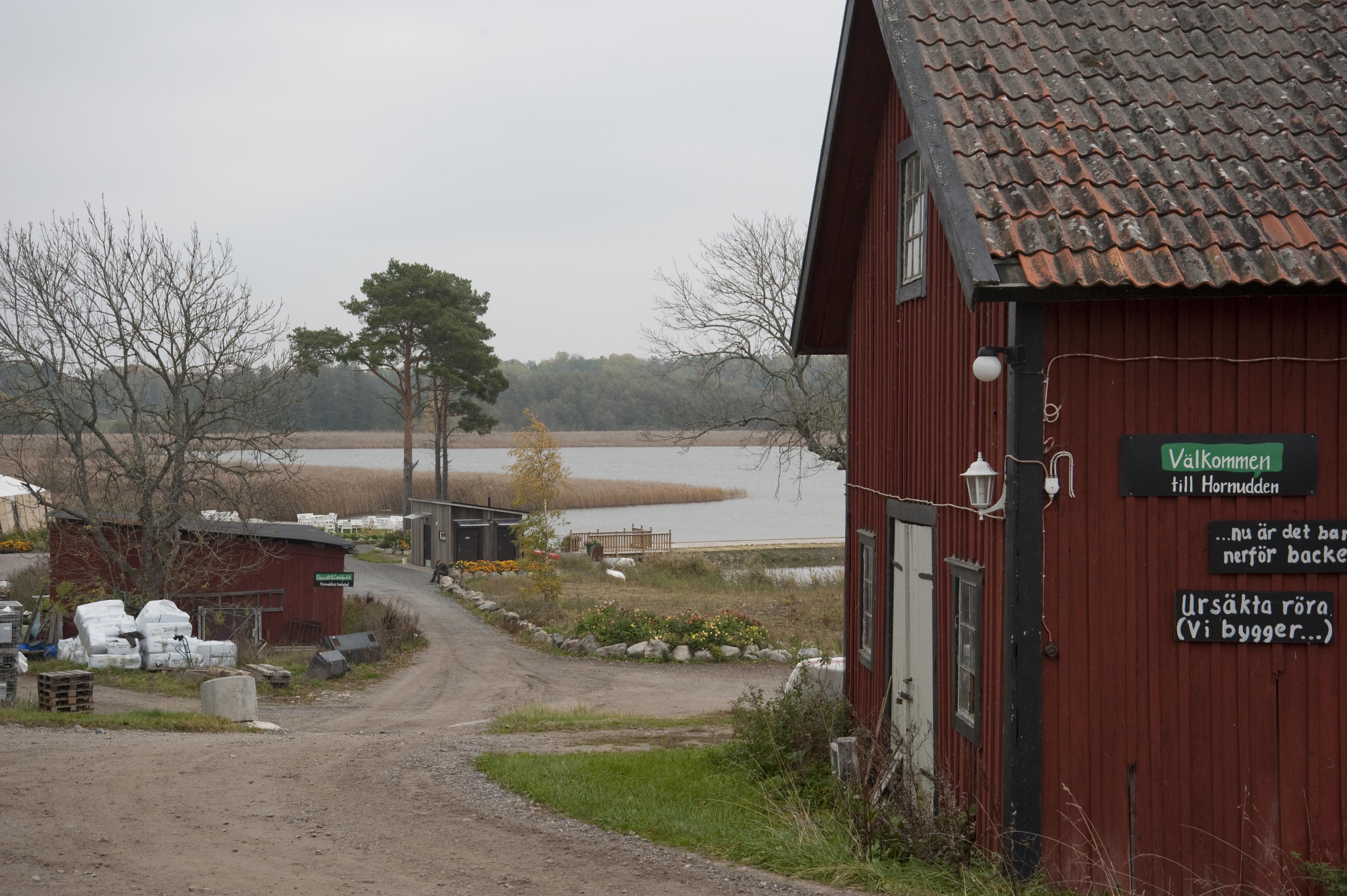 Bengt A Lundberg, Hornuddens trädgård