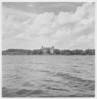 Båt Sigtuna-Skokloster Slottet från vattnet och Skokloster brygga