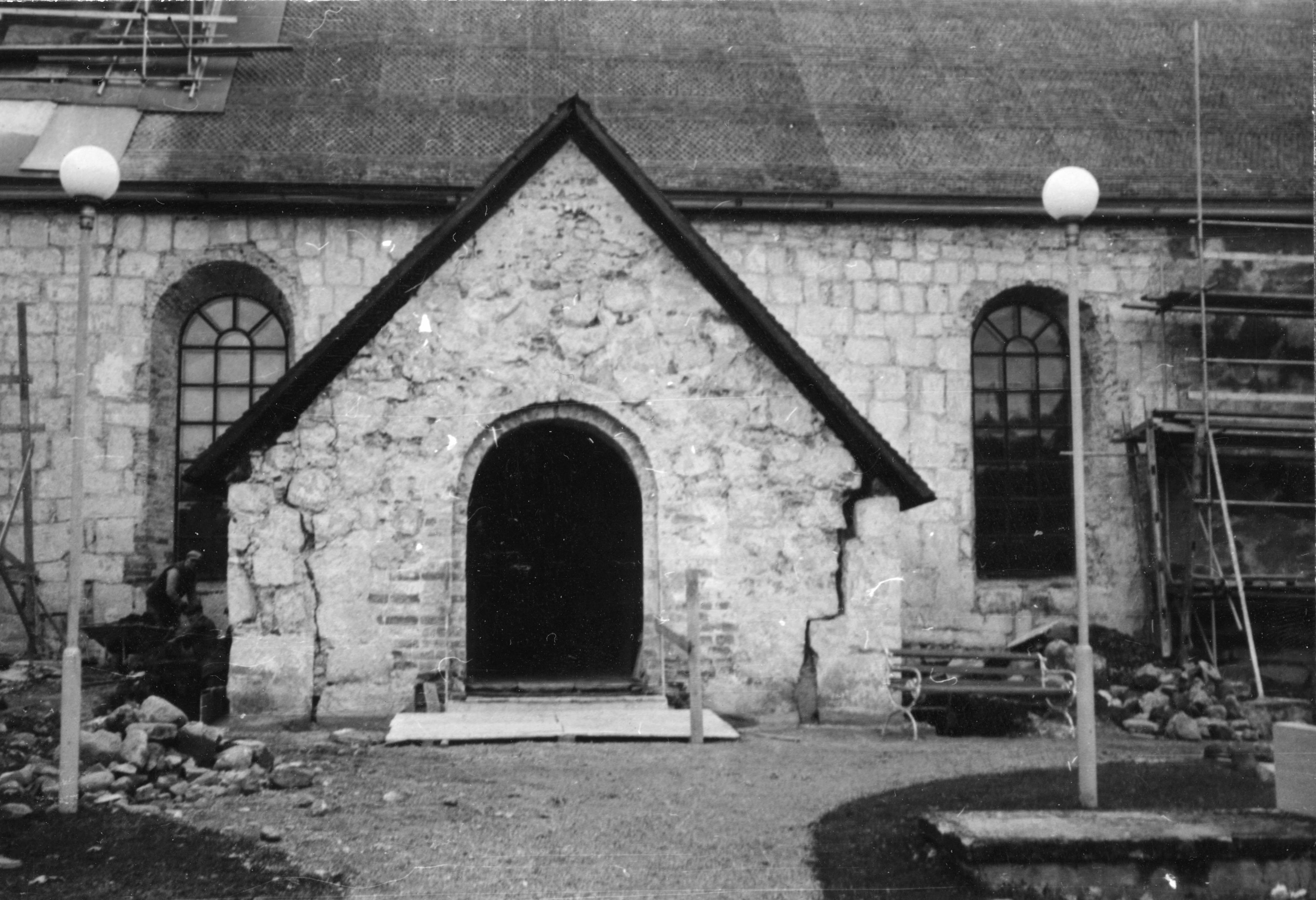 Bertil Waldén, Viby kyrka