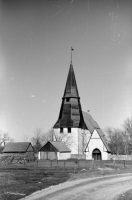 Hellvi kyrka