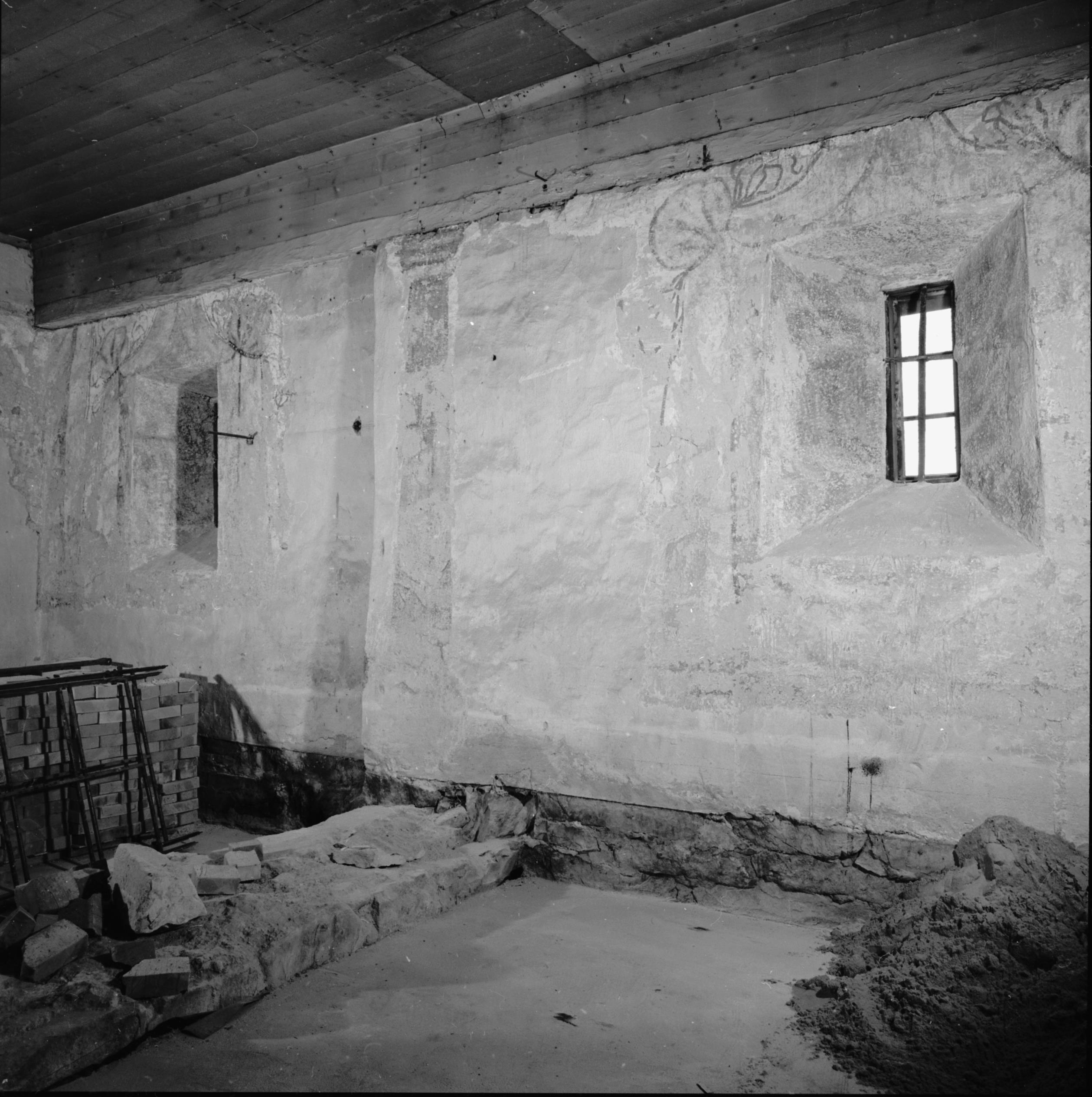 Sören Hallgren, Nydala kyrka (klosterkyrkan)