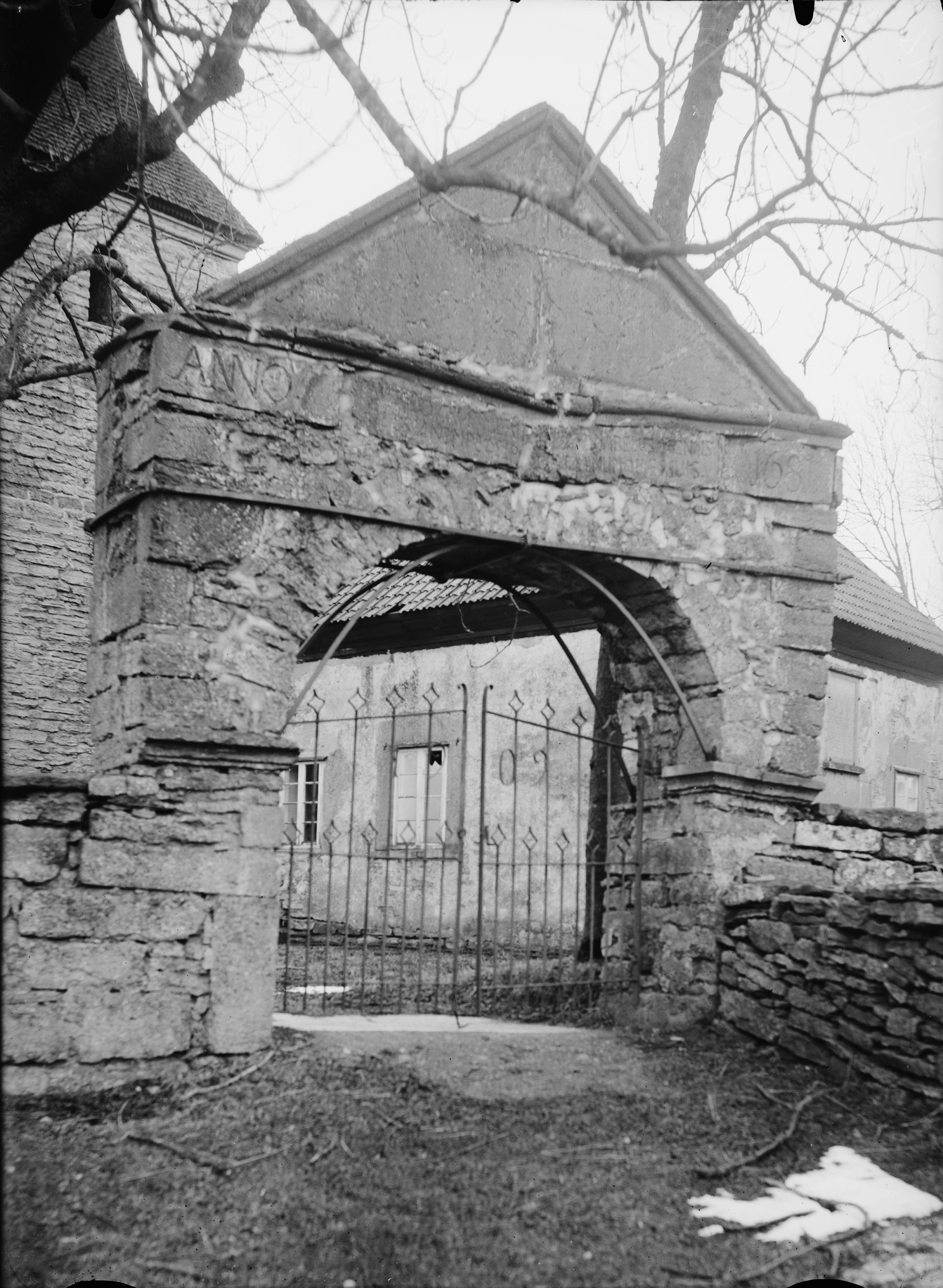 Anders Roland, Västerplana kyrka