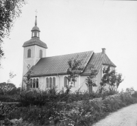 Hällestads kyrka