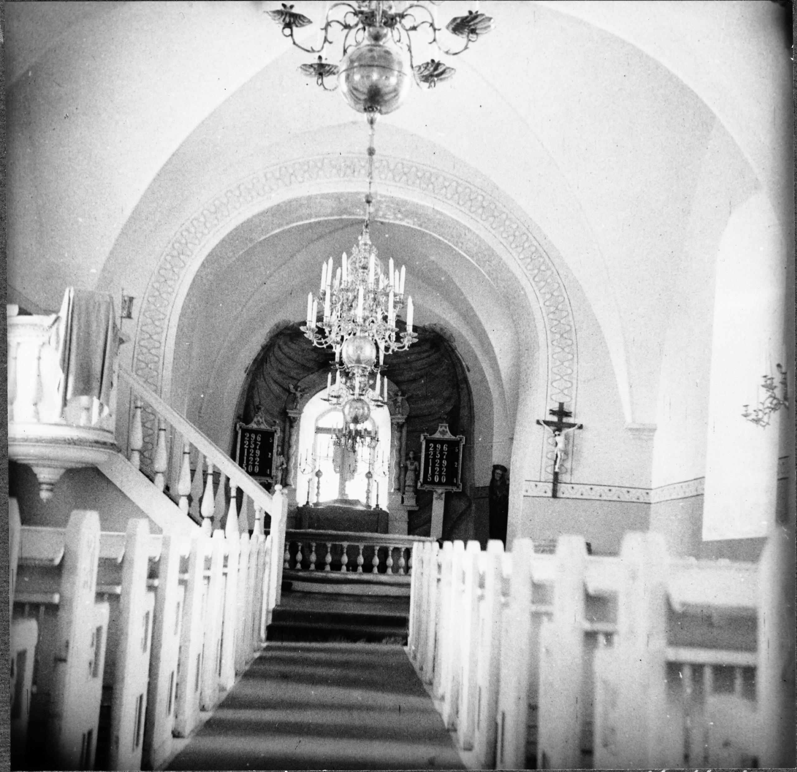 Olle Hellström, Kinneveds kyrka