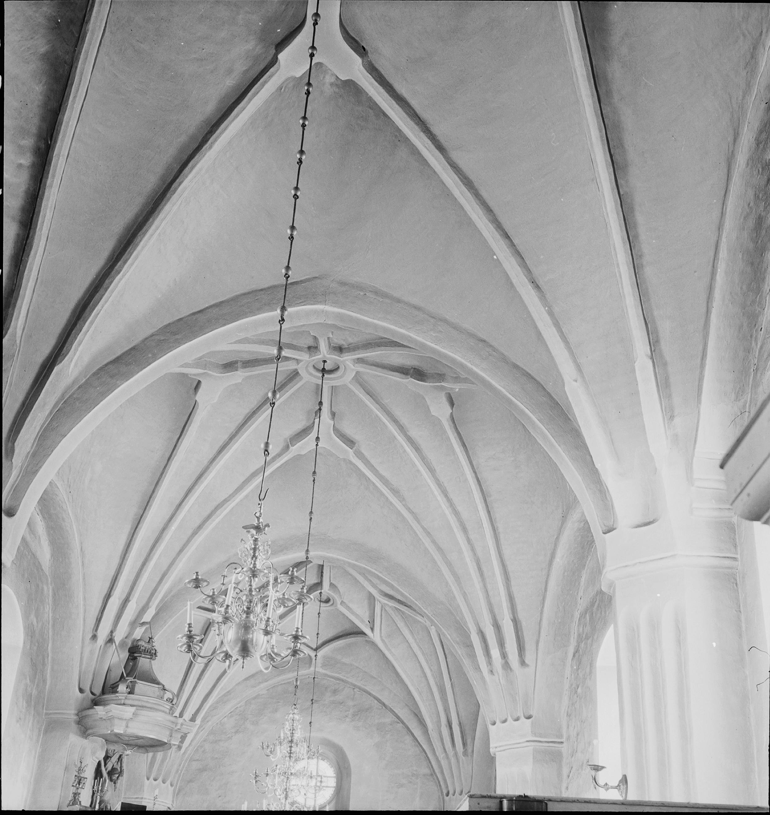Iwar Anderson, Boglösa kyrka