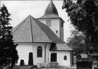 Hålta kyrka