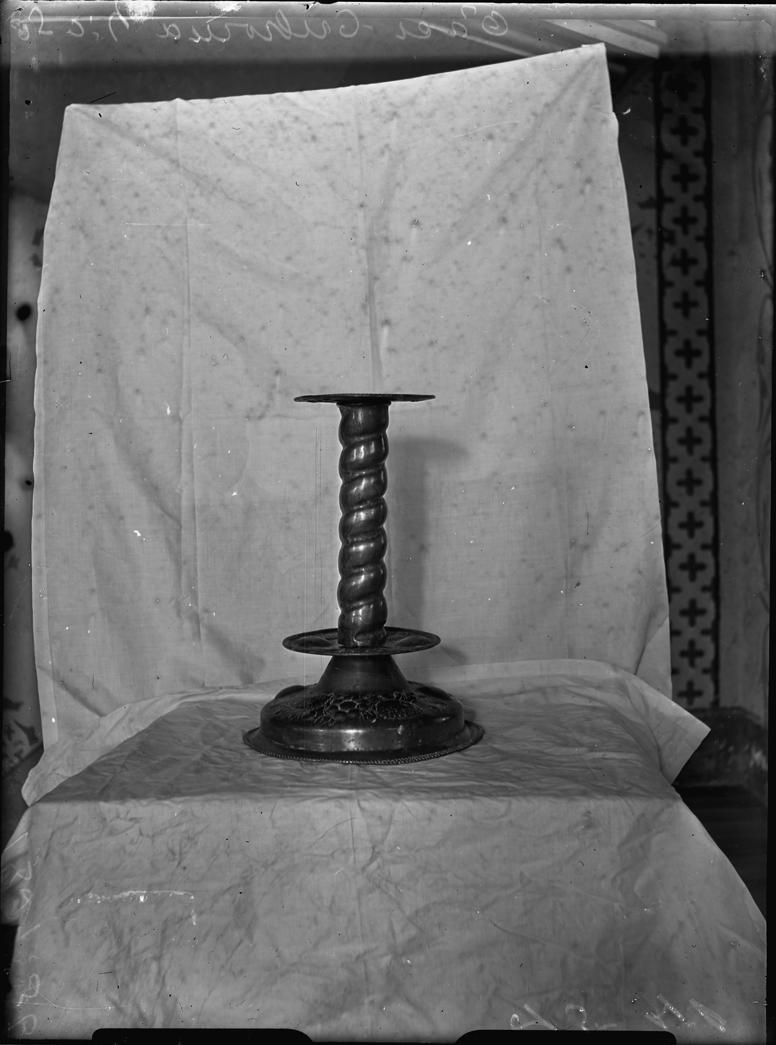 Bertil Waldén, Överenhörna kyrka