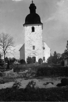 Mjällby kyrka