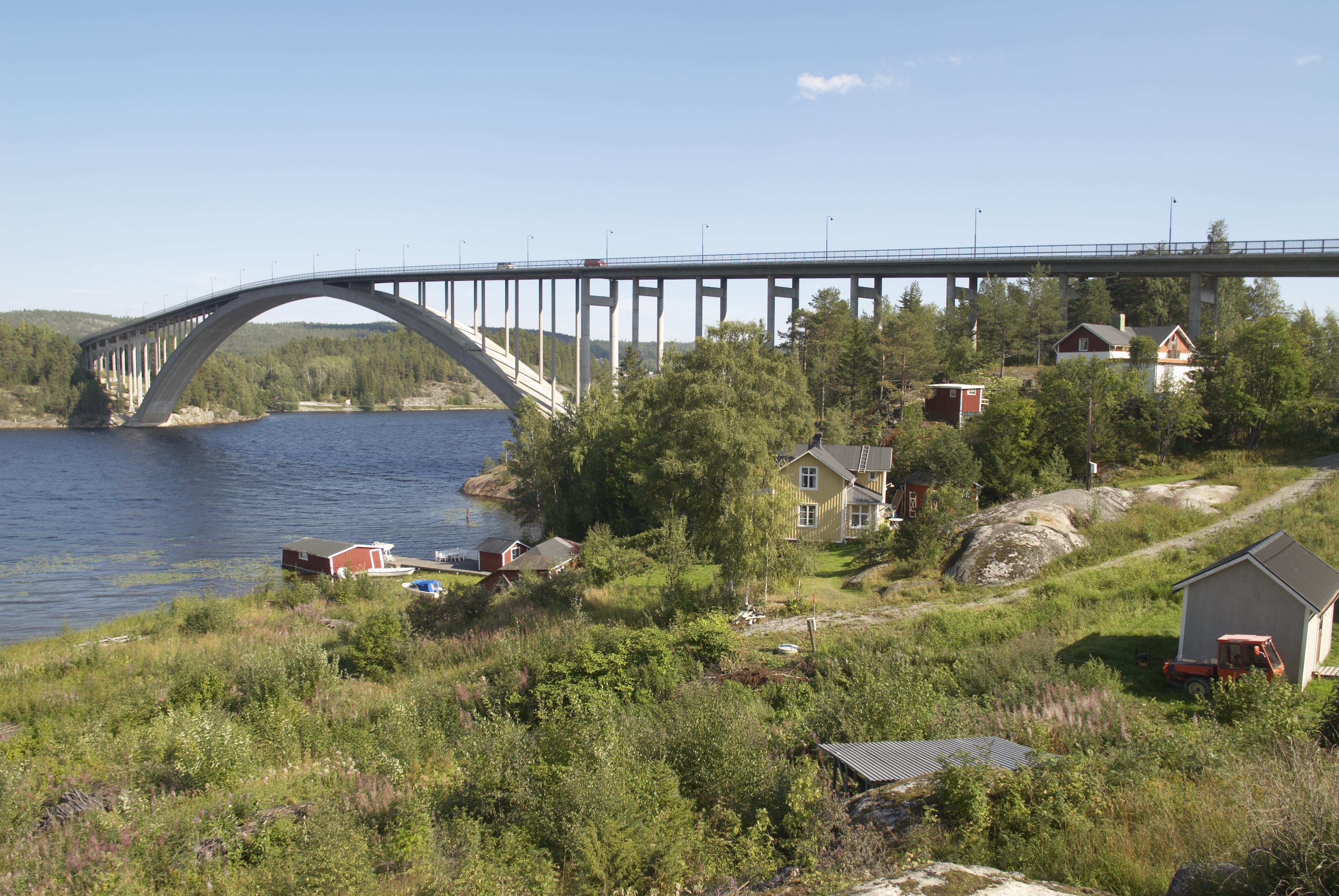 Bengt A Lundberg, Sandöbron