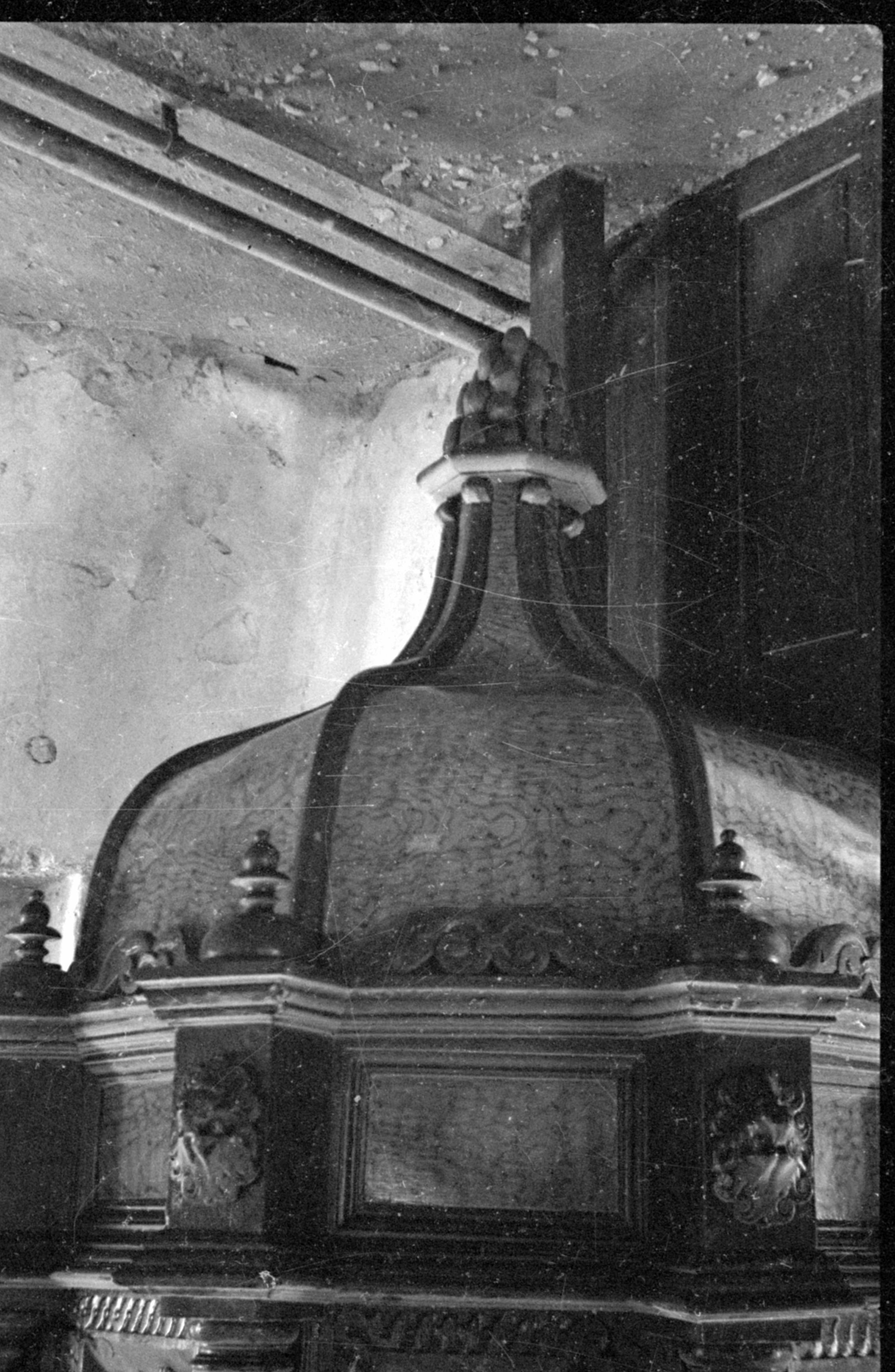 Osvald Owald, Skivarp, Sankt Laurentius kyrka
