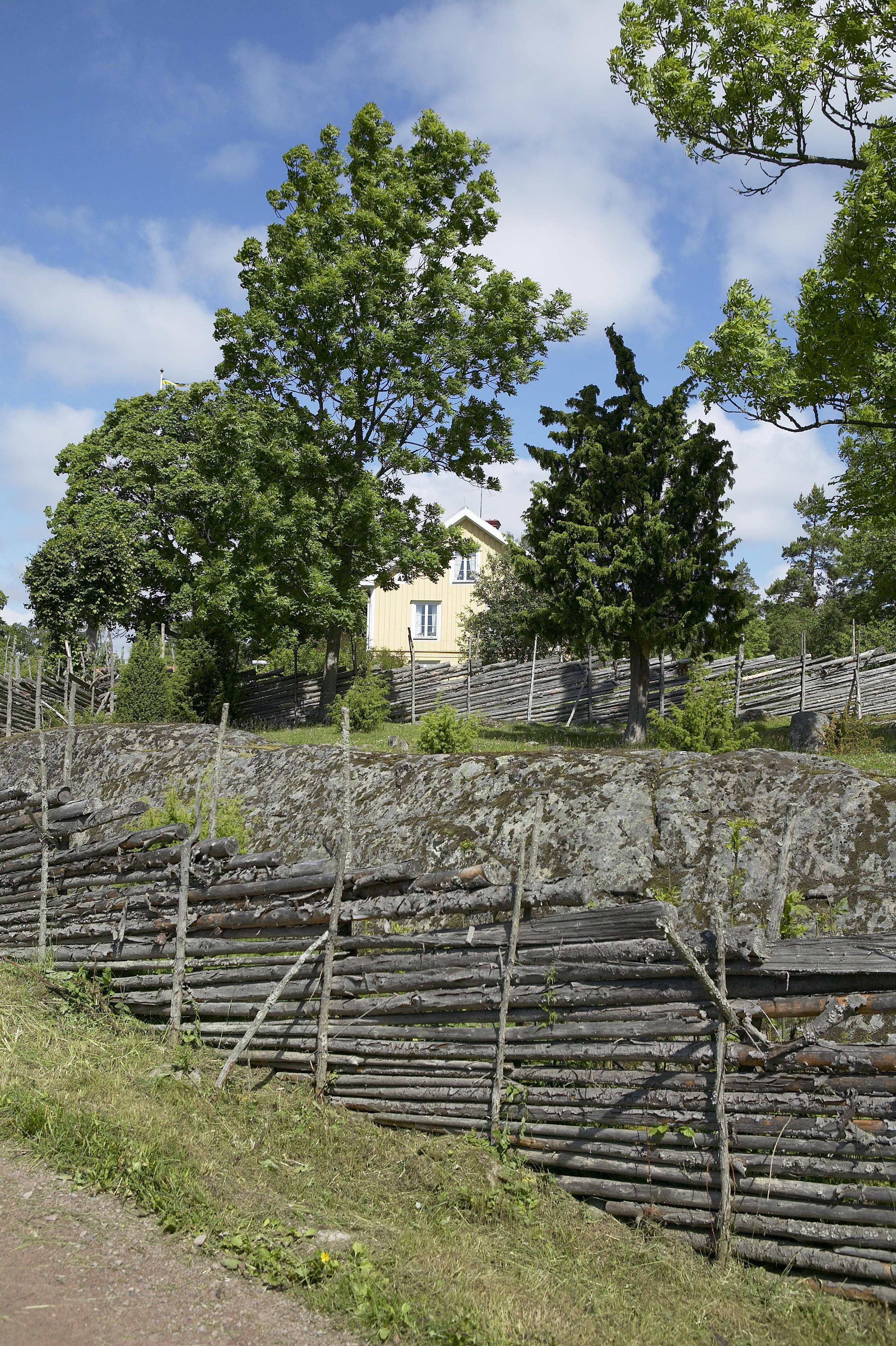 Bengt A Lundberg, Stensjö by