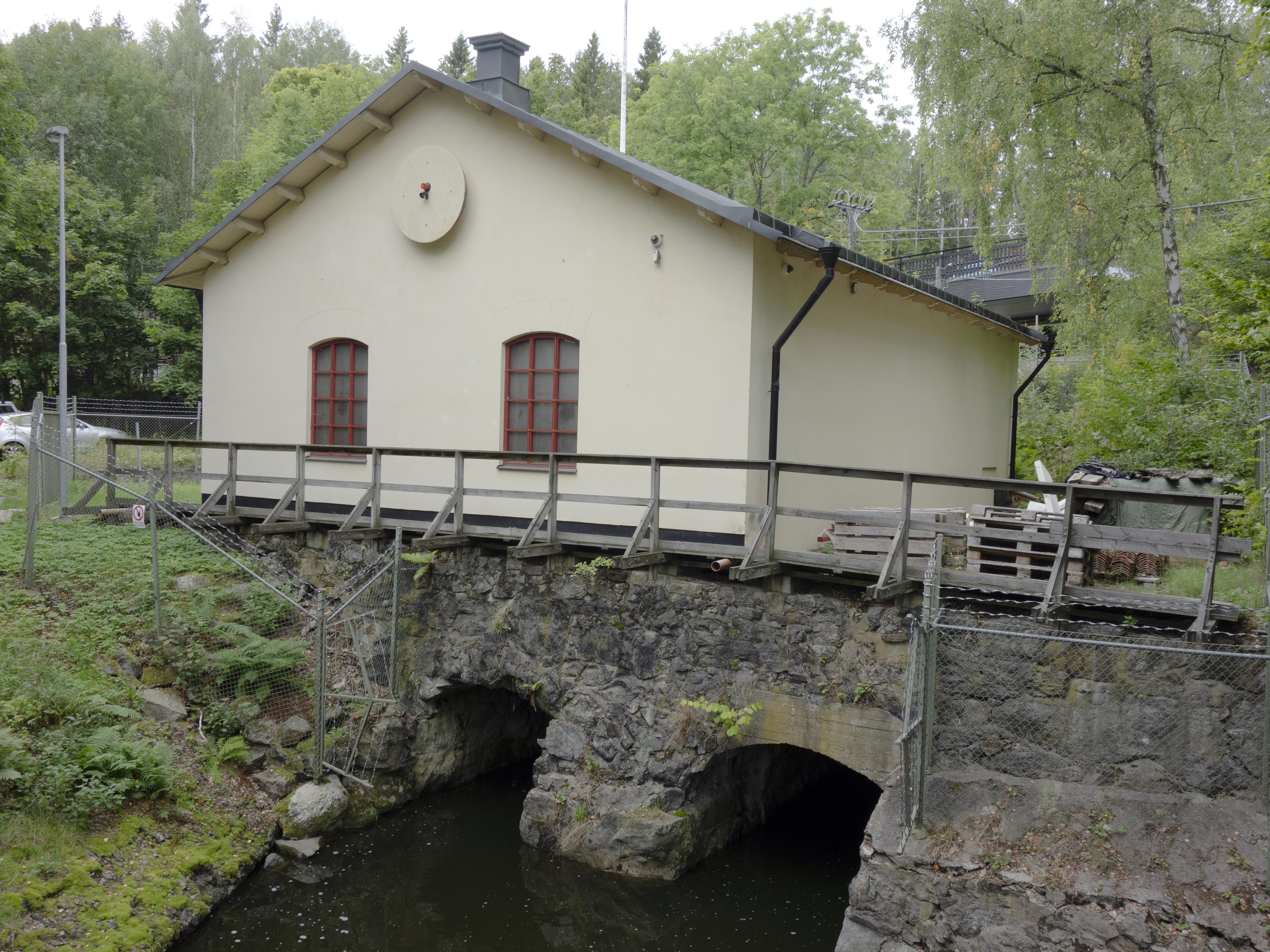 Leif Gren, Uddby kvarn