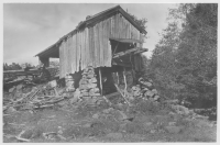 Gammal vattensåg öster om Jörlanda