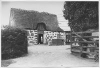 Helmershus slott, ekonomibyggnader