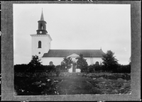 Altuna kyrka