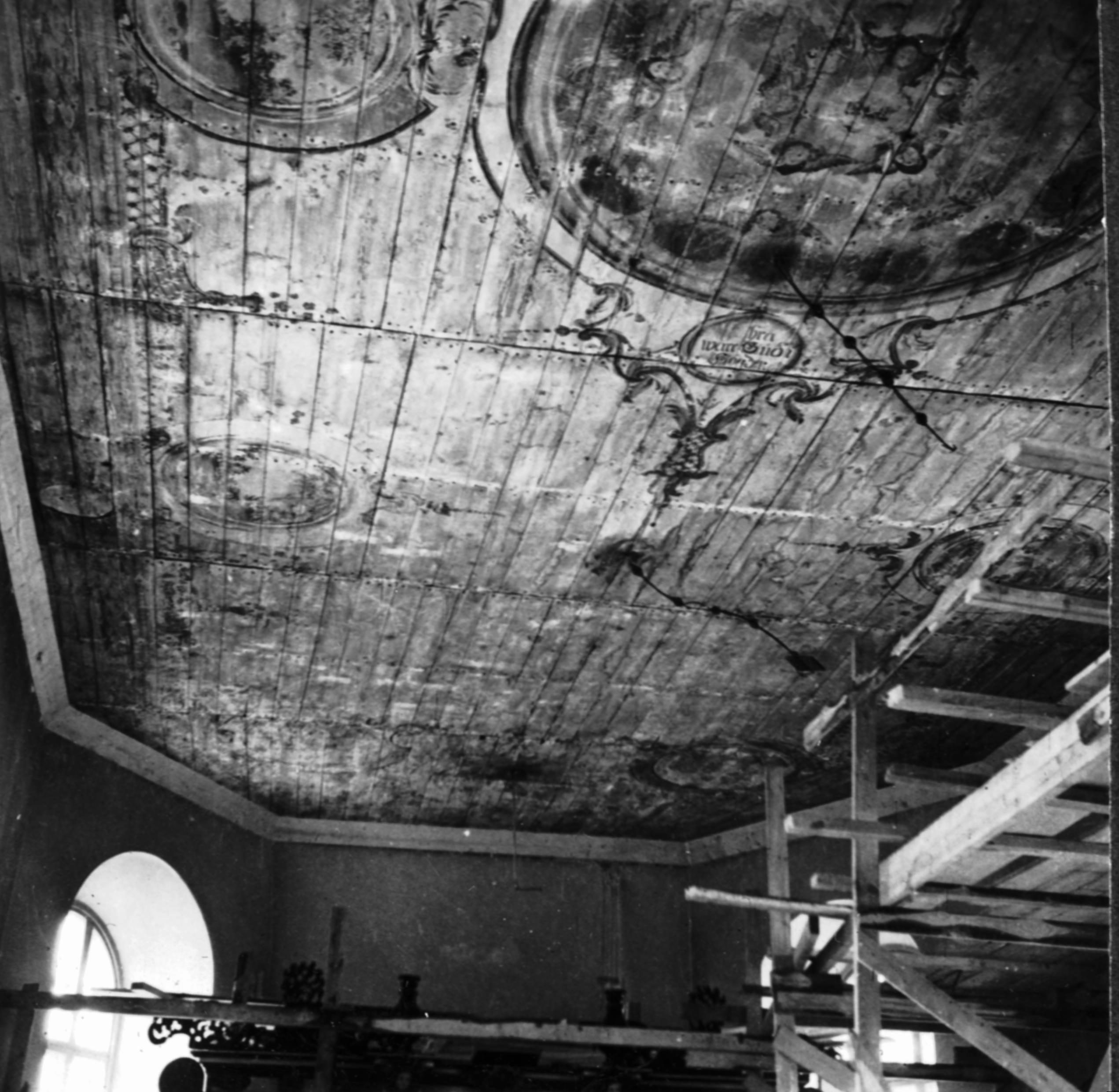 Olle Hellström, Gunnarsnäs kyrka