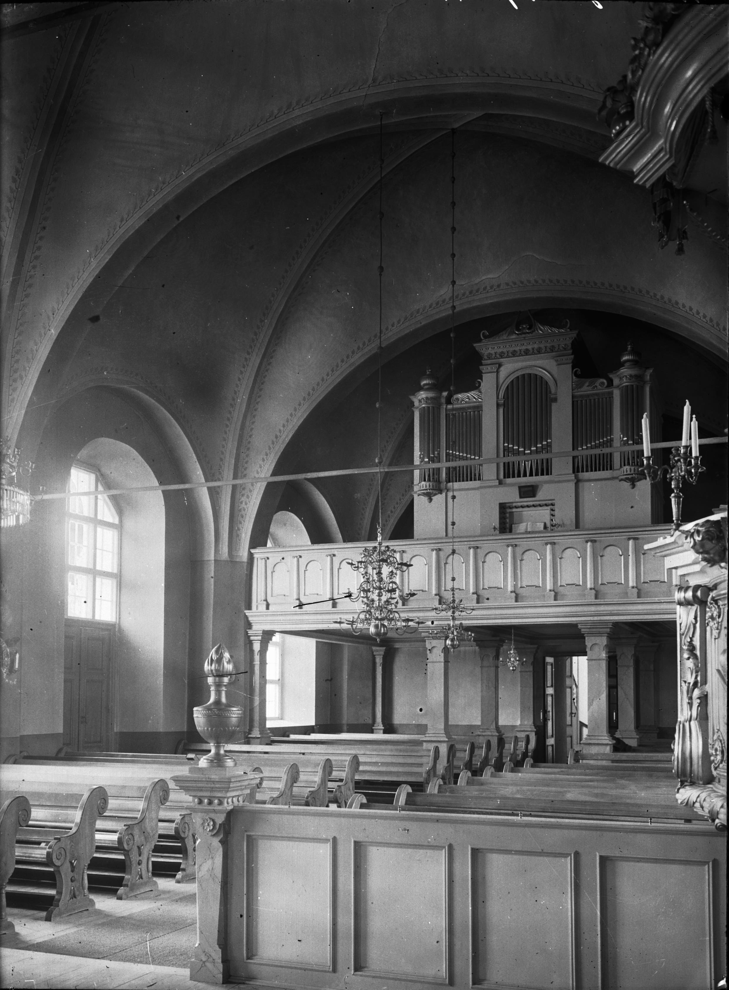 Henrik Cornell, Ljustorps kyrka