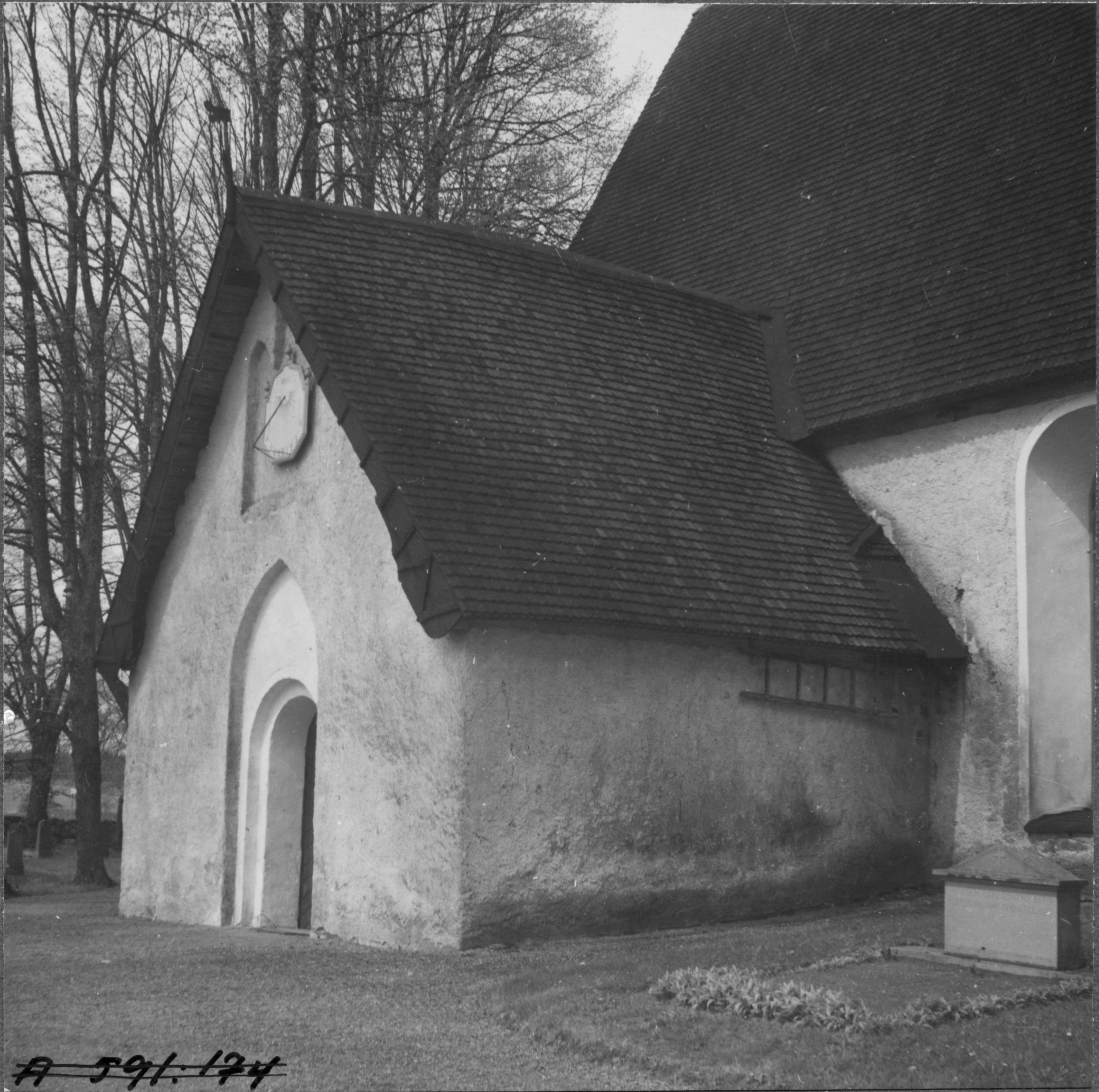 Nils Lagergren, Veckholms kyrka