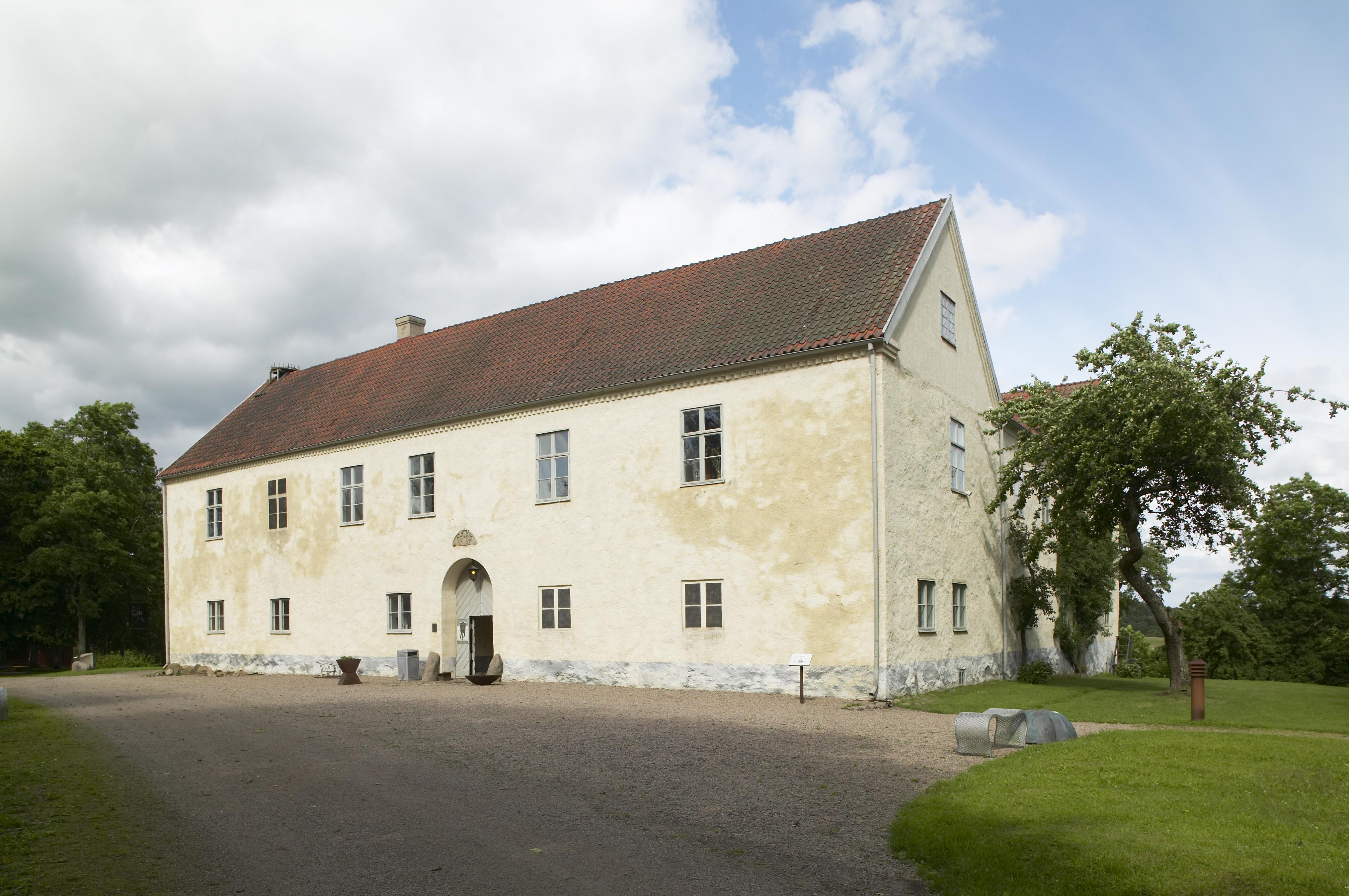Bengt A Lundberg, Tomarps kungsgård