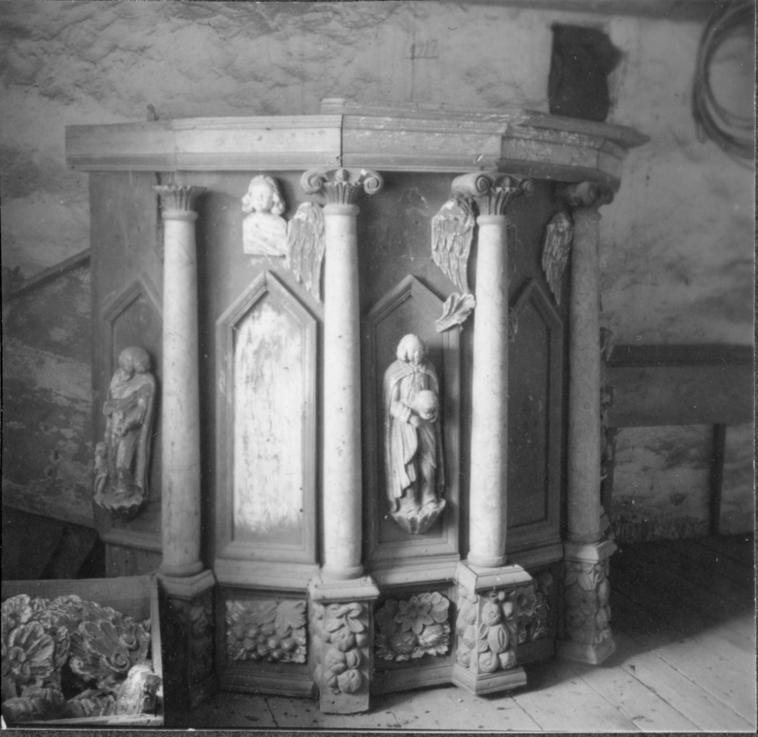 Olle Hellström, Hovs kyrka