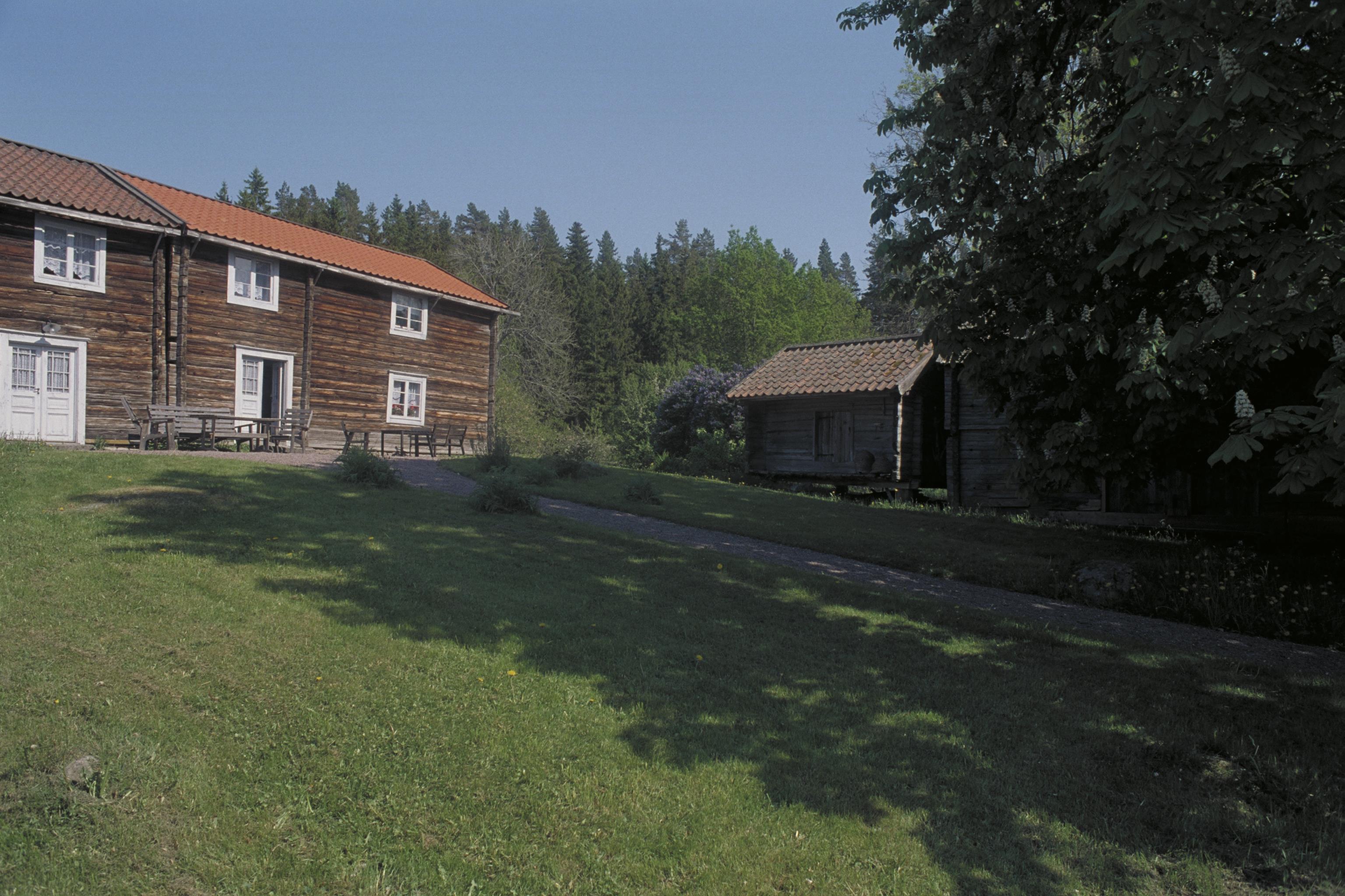 Bengt A Lundberg, Smedstorps by