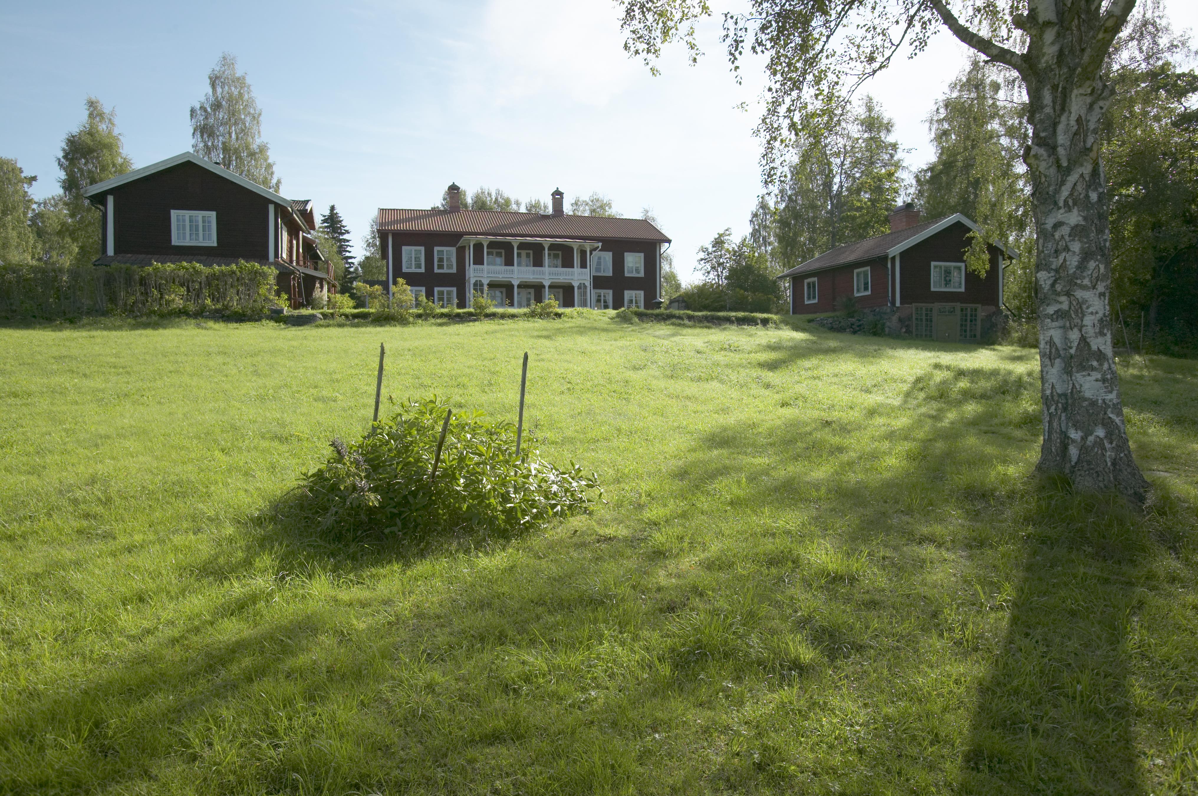Bengt A Lundberg, Bergsmansgården Hult