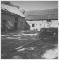 Södvik, bygatan med gårdsinteriör