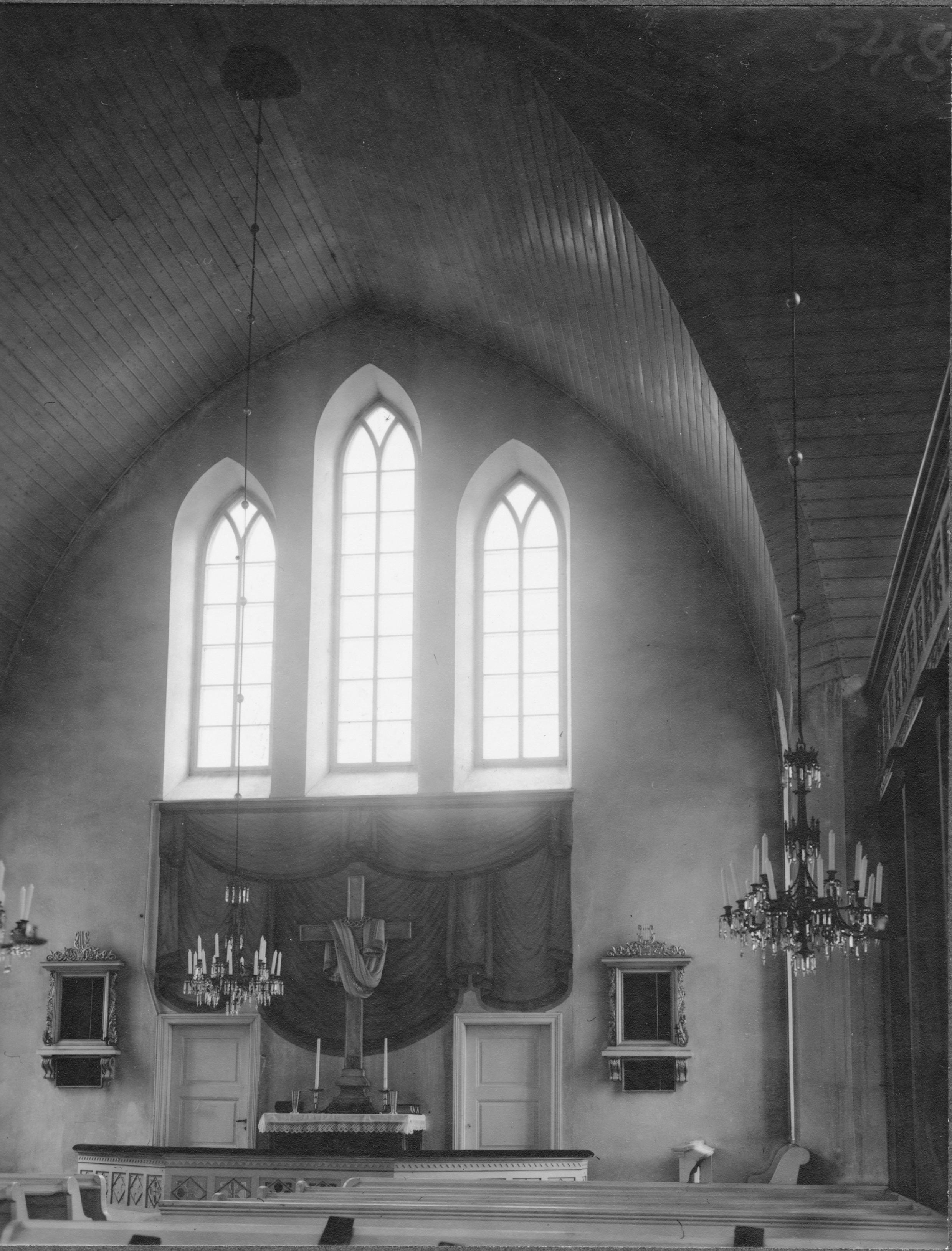 Adolf Niklasson, Fyrunga kyrka