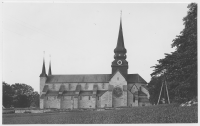 Varnhems klosterkyrka och klosterruin