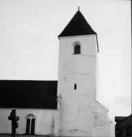 Hällestads kyrka