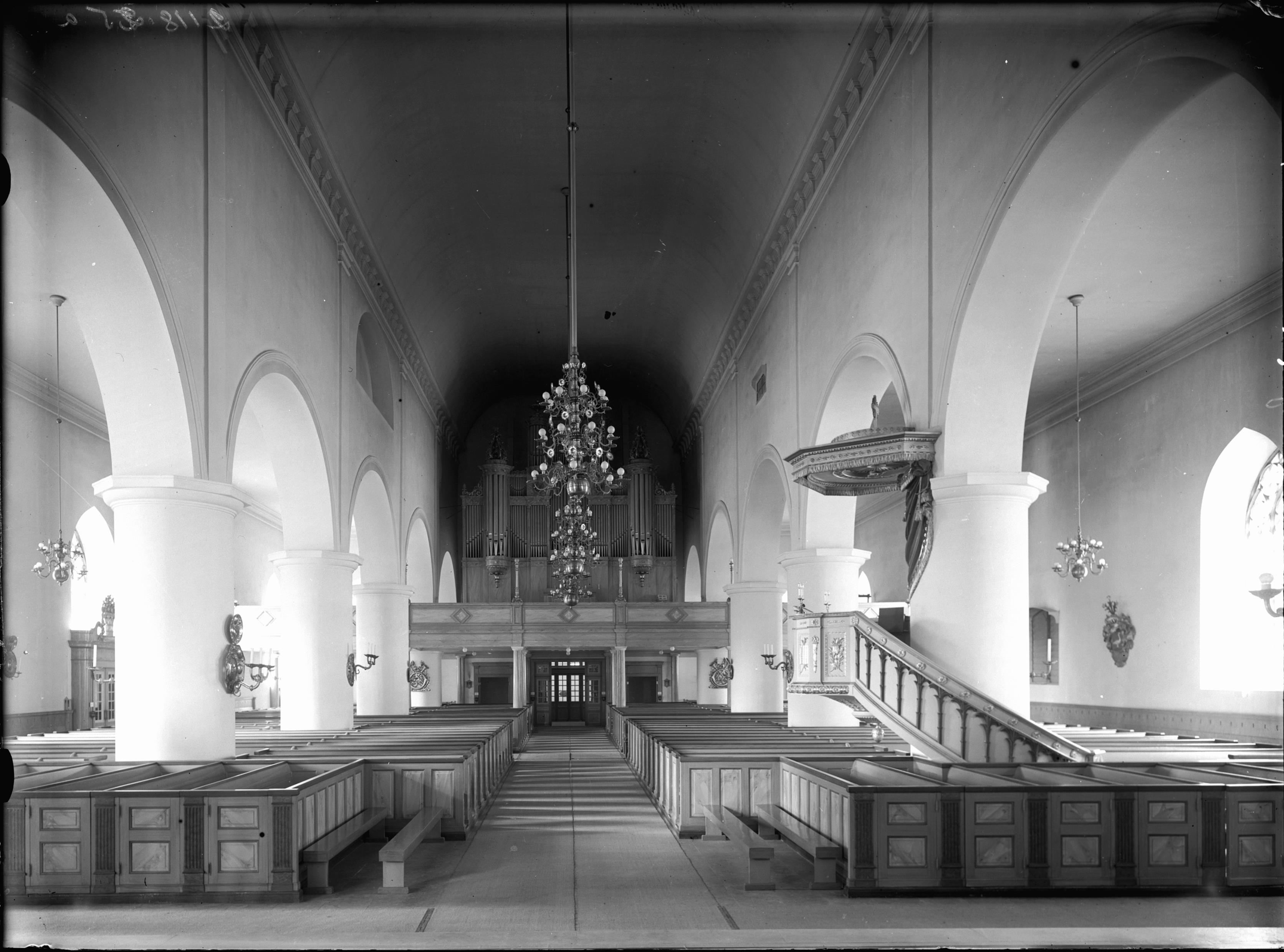 Nils Åzelius, Kristine kyrka