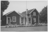Tvings socken, nedlagd station