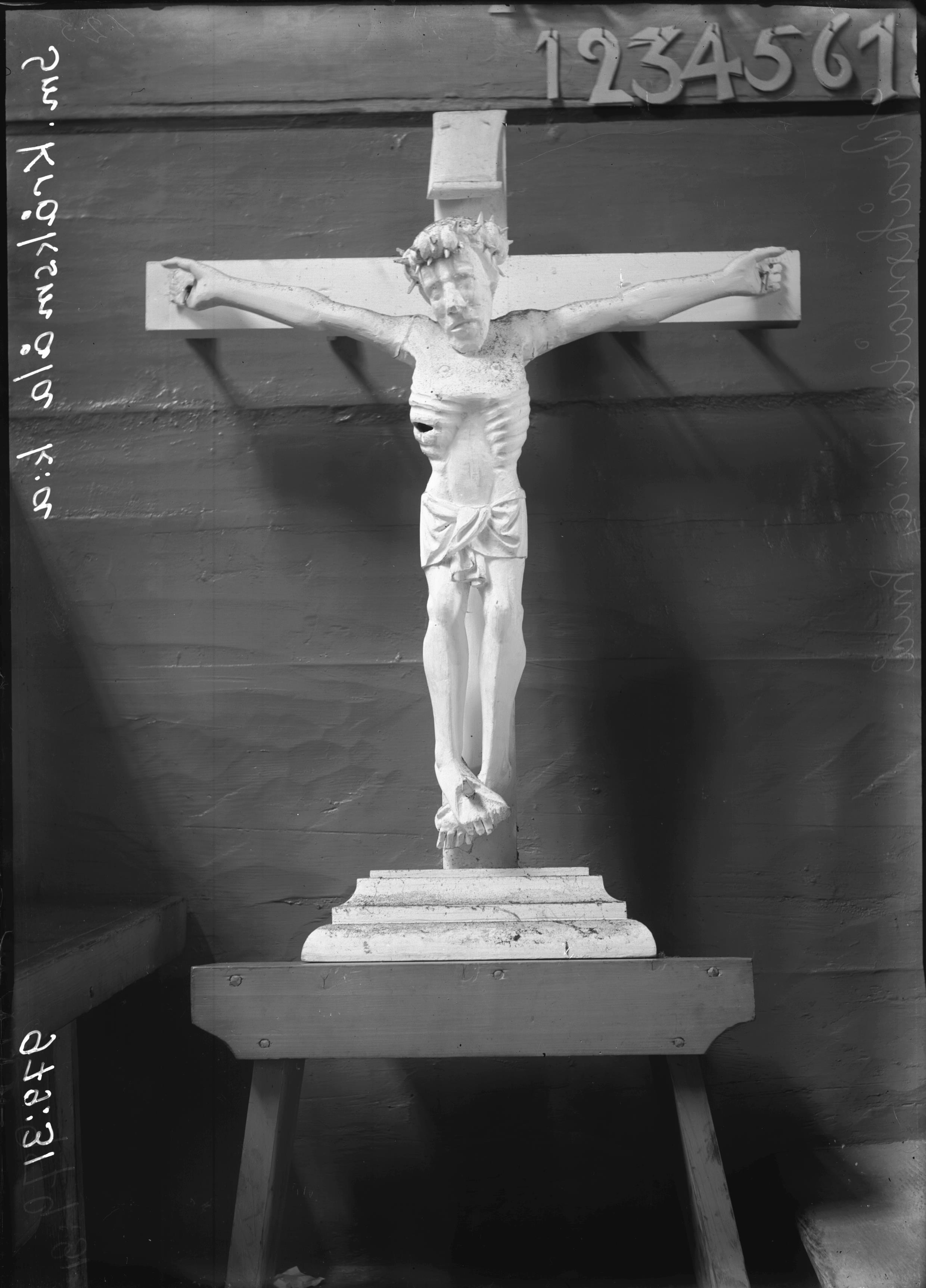 Manne Hofrén, Kråksmåla kyrka