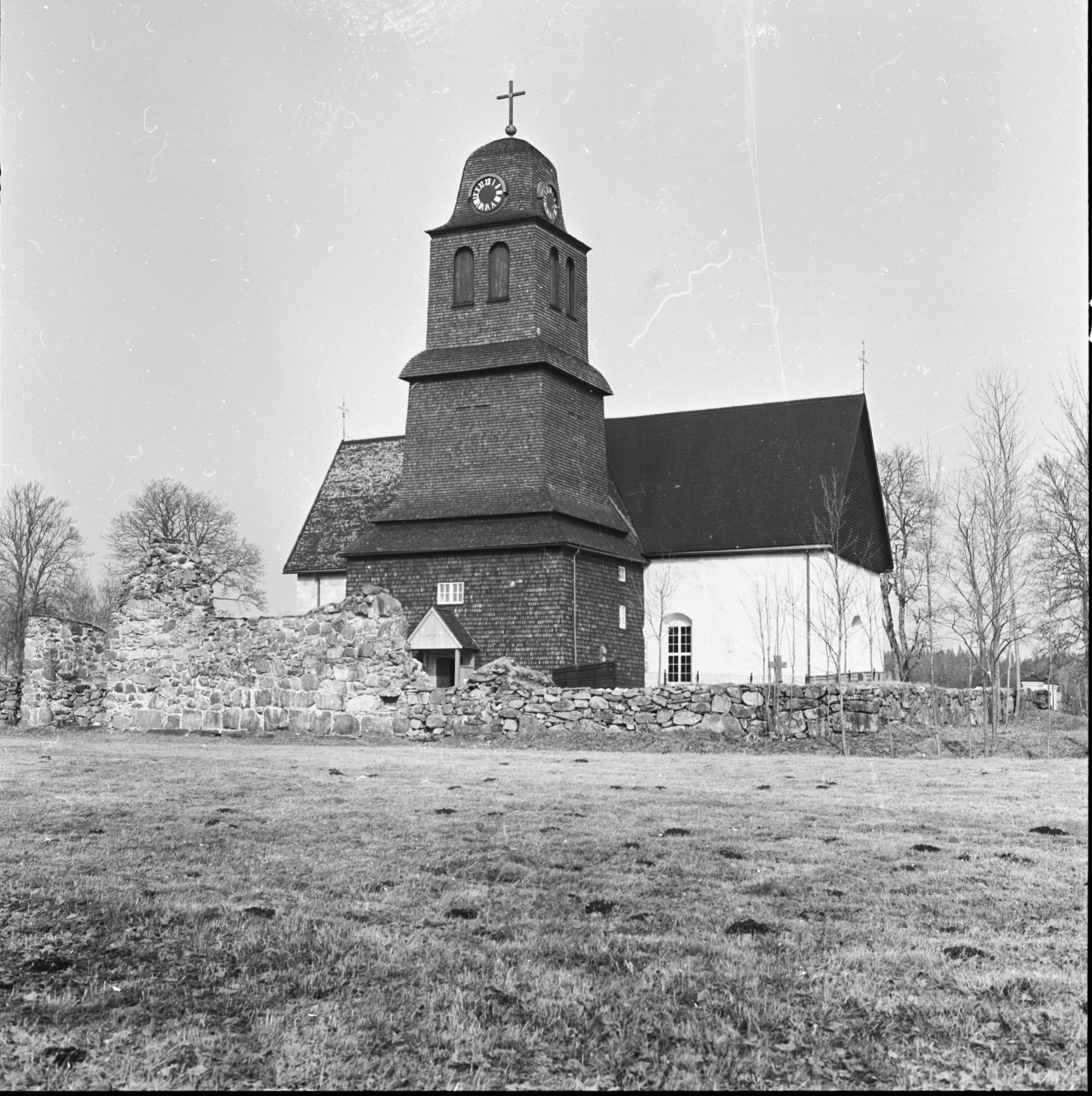 Sören Hallgren, Nydala kyrka (klosterkyrkan)