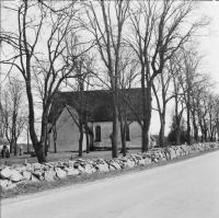 Östuna kyrka