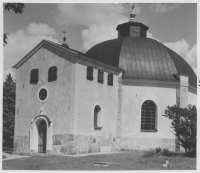 Järlåsa kyrka