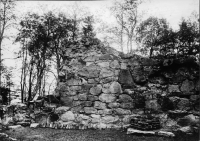 Skog, Sankt Olofs kapellruin