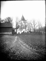 Hålta kyrka