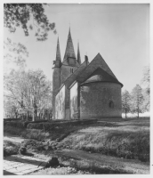 Husaby kyrka