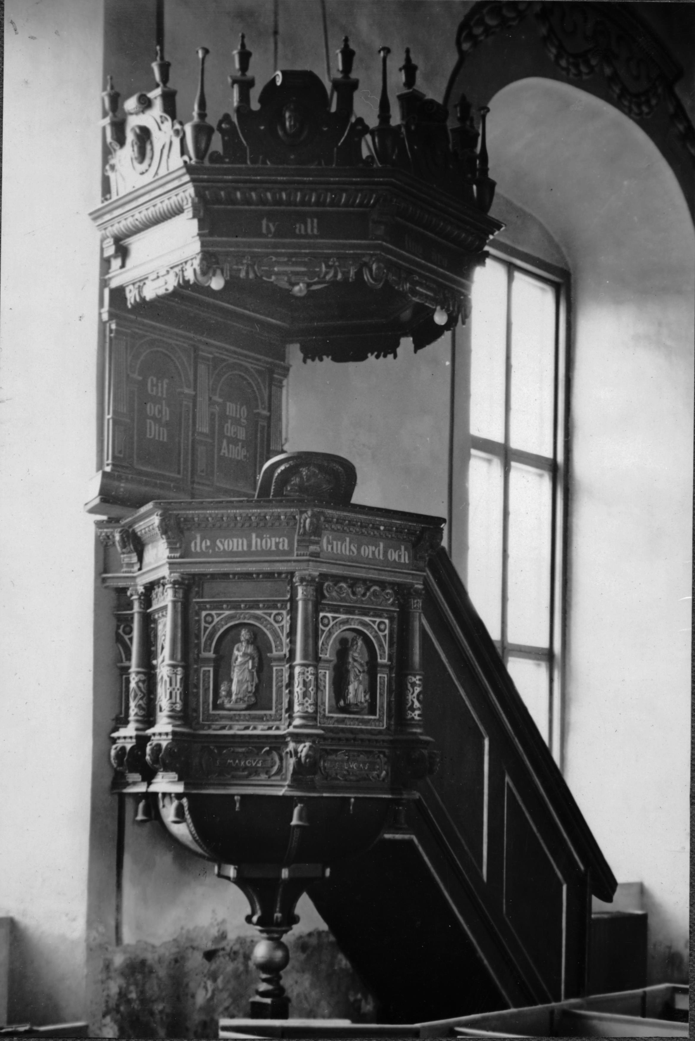 Sven Wahlgren, Mjällby kyrka