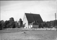 Morkarla kyrka