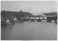 Stocksund, landsvägsbro och Roslagsbanans bro
