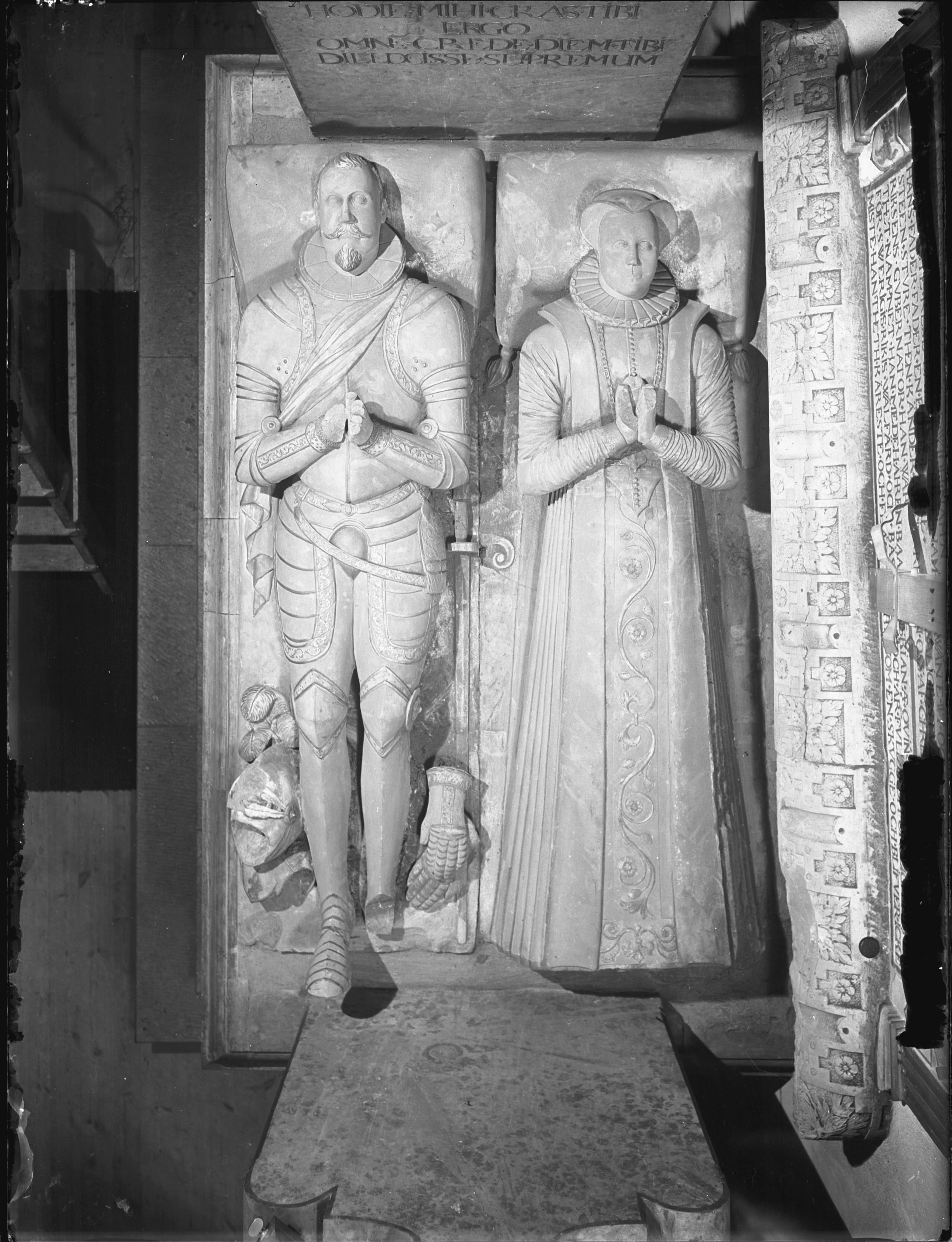 Nils Åzelius, Hölö kyrka