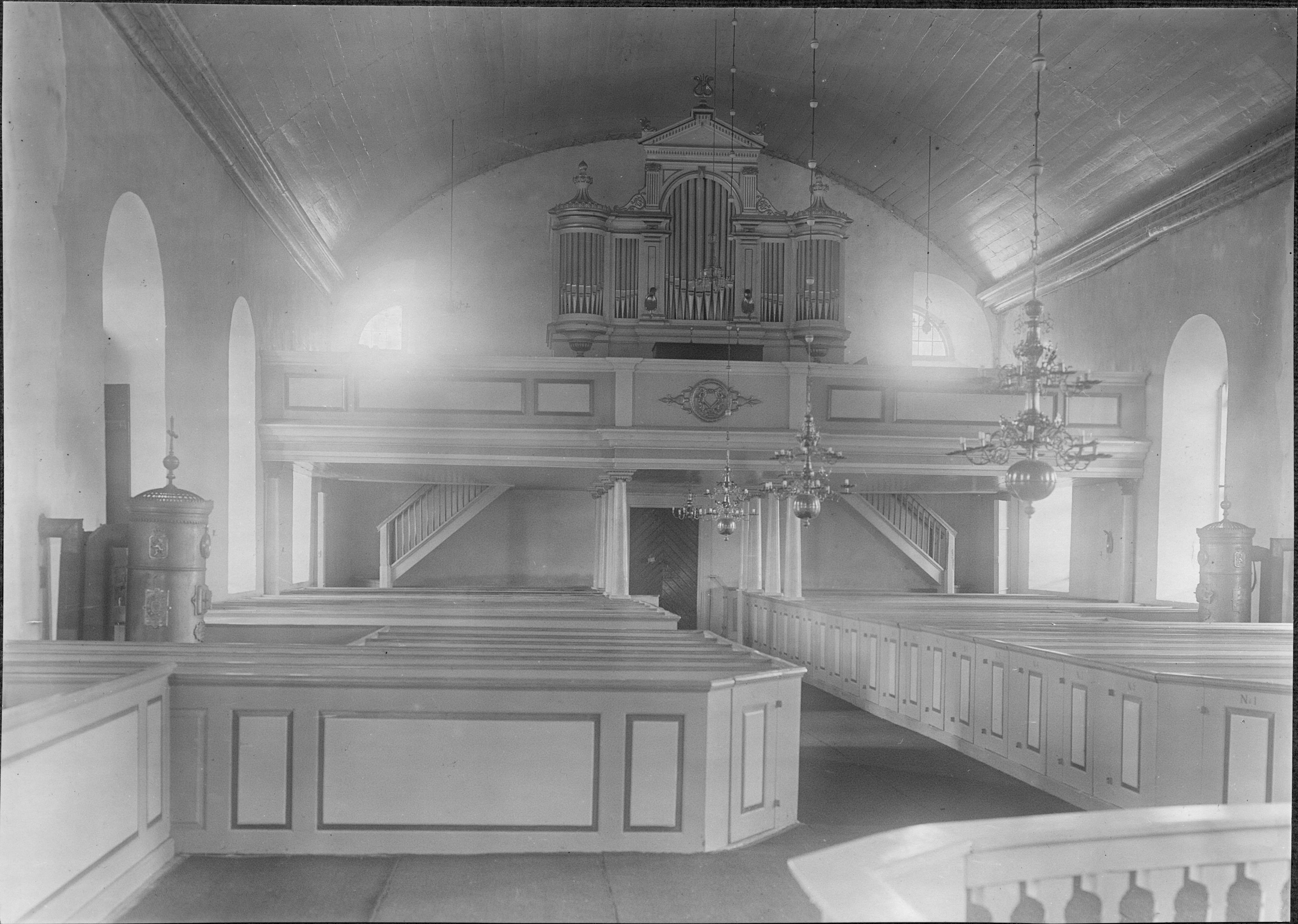 Manne Hofrén, Löts kyrka