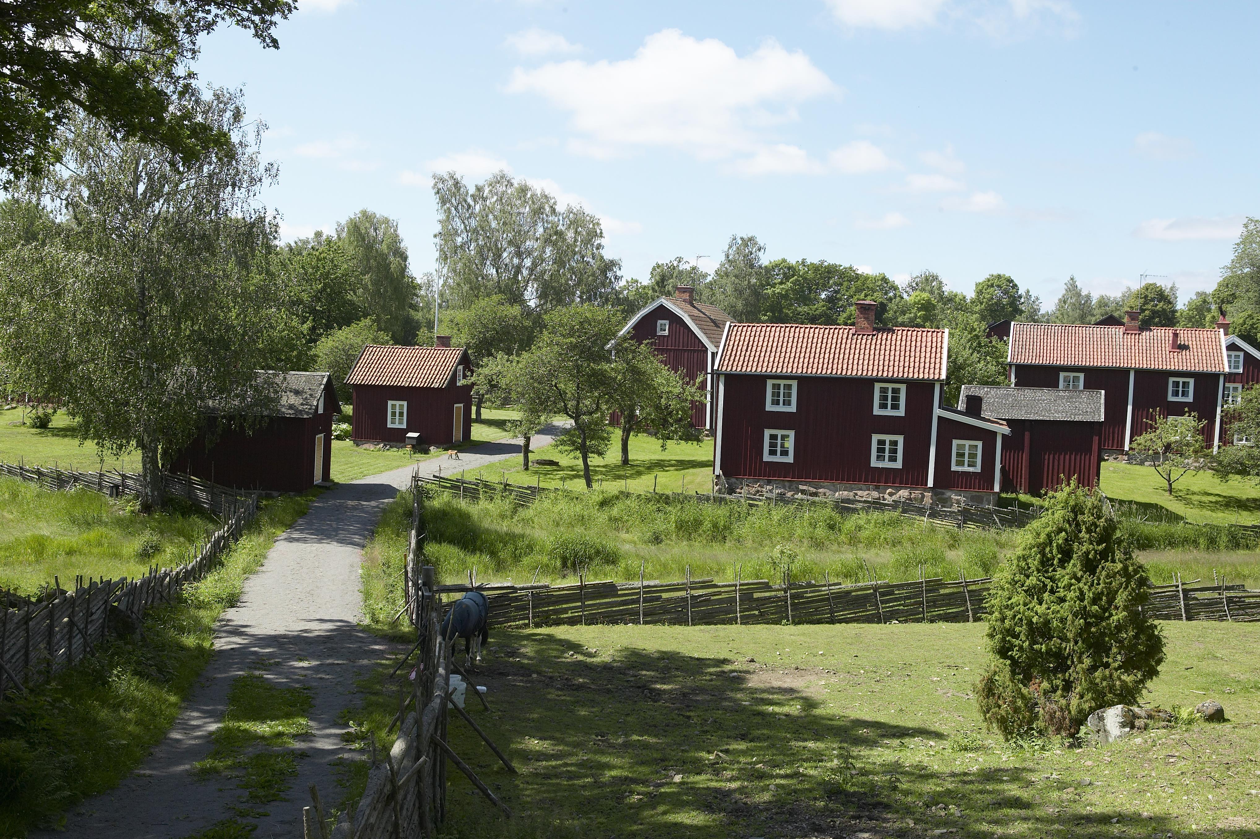 Bengt A Lundberg, Stensjö by