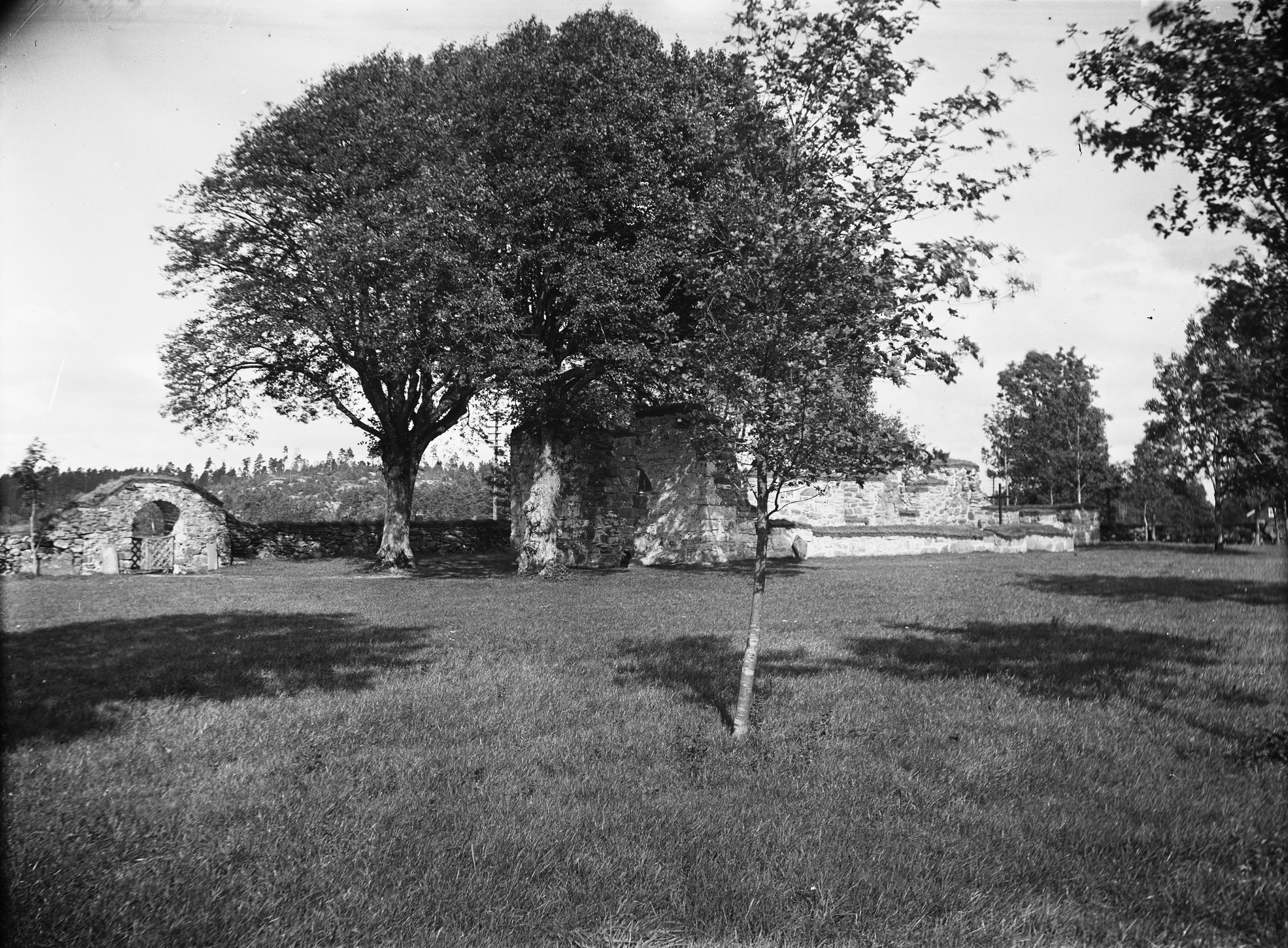 Axel Forssén, Skallsjö kyrkoruin