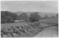 Torpa socken, stengärdesgårdar