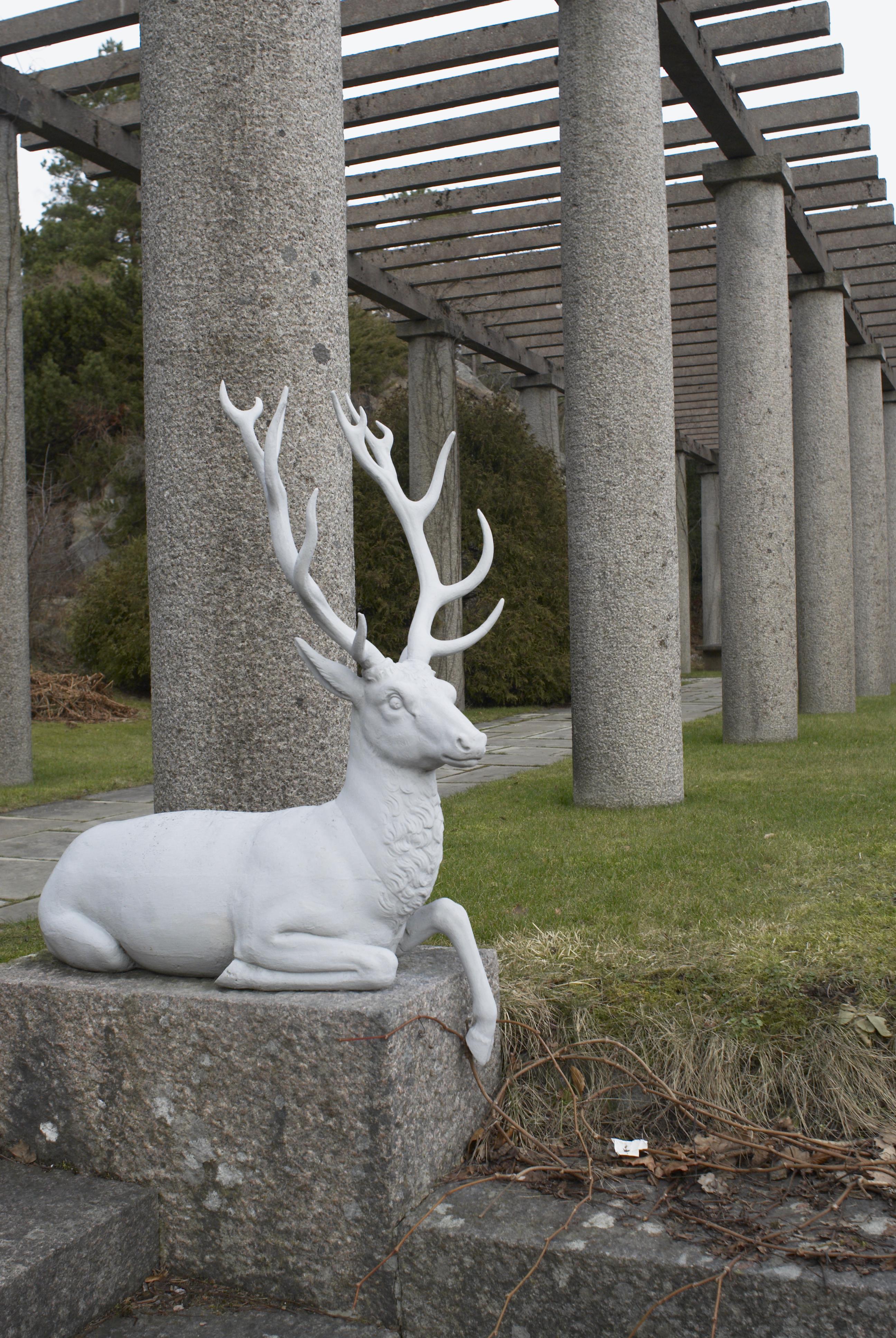 Bengt A Lundberg, Berga slott
